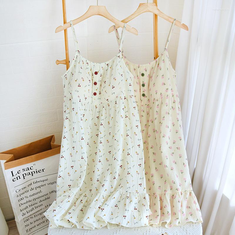 Women's Sleepwear Summer Sexy Pajama Sling Night Dress With Chest Pad Girl's Wrinkled Fabric Cotton Bubble Cute Sweet Floral Print Lingerie
Women's Sleepwear Summer Sexy Pajama Sling Night Dress With Chest Pad Girl's Wrinkled Fabric Cotton Bubble Cute Sweet Floral Print Lingerie