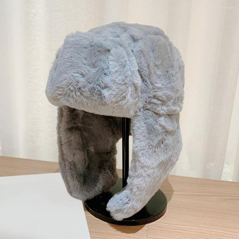 Berets Plush Hat Comfortable Touch Solid Color Ear Protection Winter Flap Hunting Warm For Outdoor, Pink
Berets Plush Hat Comfortable Touch Solid Color Ear Protection Winter Flap Hunting Warm For Outdoor, Pink