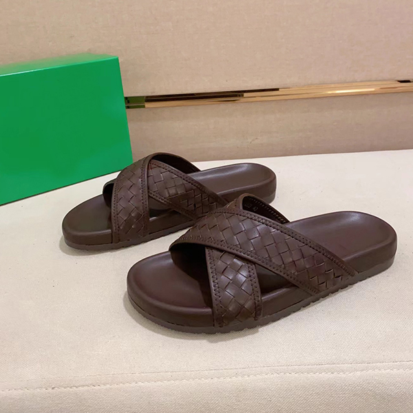 Summer wear driving sports leisure non-skid anti-odor anti-skid wear-resistant beach slippers indoor and outdoor leather slippers have a variety of styles to choose
Summer wear driving sports leisure non-skid anti-odor anti-skid wear-resistant beach slippers indoor and outdoor leather slippers have a variety of styles to choose