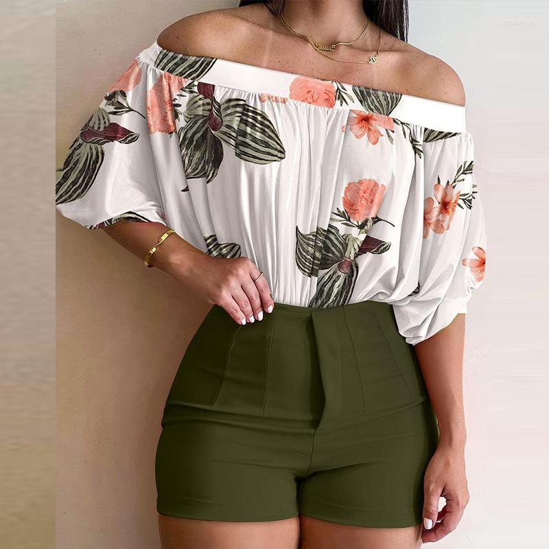 Women' Tracksuits Summer Fashion Print Blouse And Shorts Women Half Sleeve Pleated Off Shoulder Shirt Solid Color Suit Clothes 25629, Army green
Women' Tracksuits Summer Fashion Print Blouse And Shorts Women Half Sleeve Pleated Off Shoulder Shirt Solid Color Suit Clothes 25629, Army green