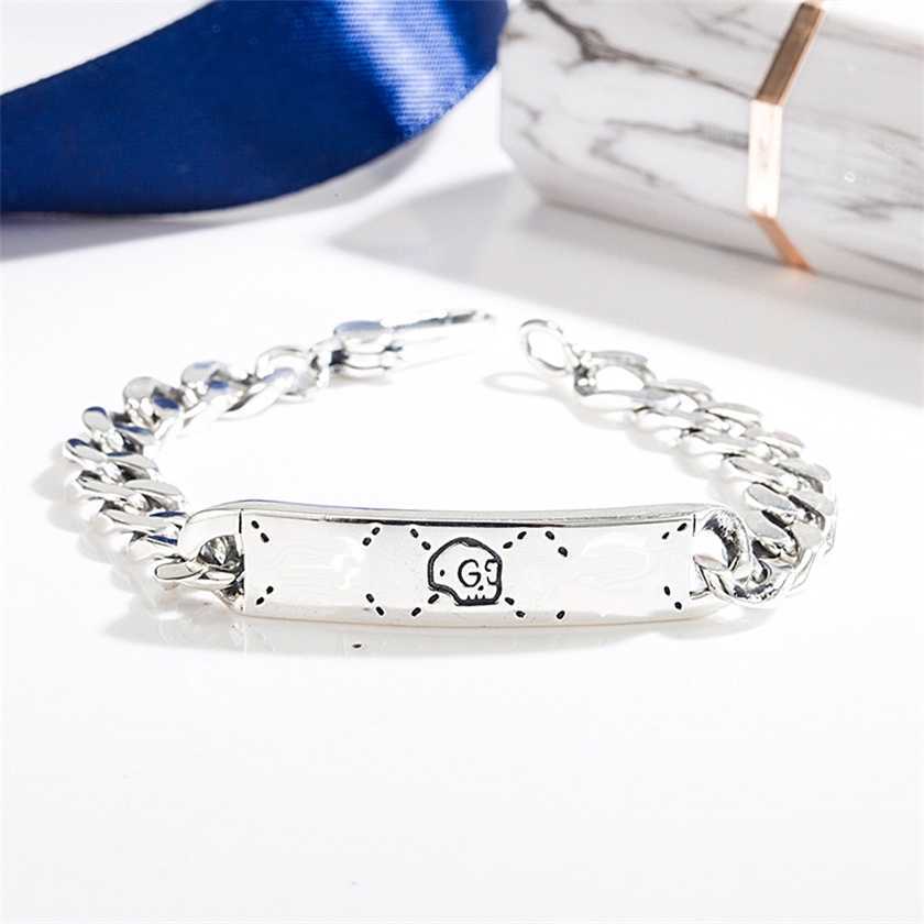 Sterling Silver Ghost Skull Head Bracelet Small Elf Double Letter Couple Universal Hand Jewelry
Sterling Silver Ghost Skull Head Bracelet Small Elf Double Letter Couple Universal Hand Jewelry