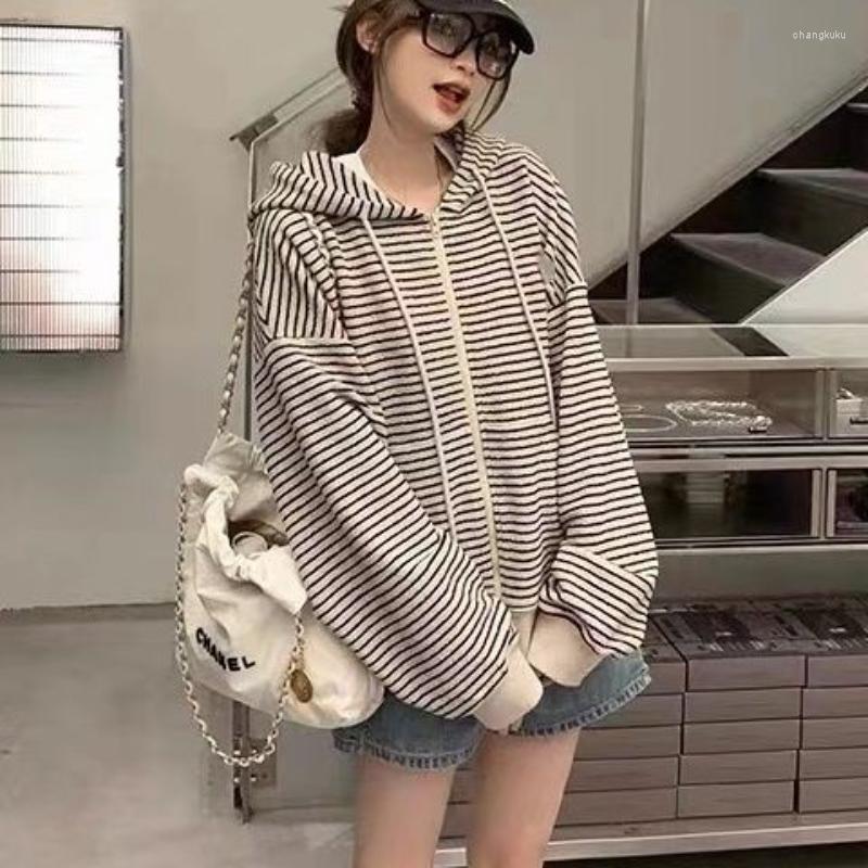 Women's Hoodies 2023 Autumn Korean Loose Versatile Zipper Stripe Hoodie Fashion Long Sleeve Top Sudaderas Para Mujer Y2k Tops, Beige
Women's Hoodies 2023 Autumn Korean Loose Versatile Zipper Stripe Hoodie Fashion Long Sleeve Top Sudaderas Para Mujer Y2k Tops, Beige