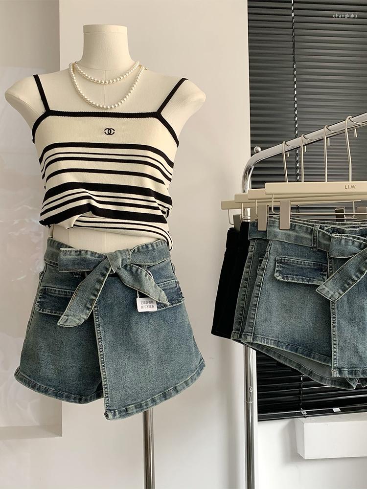 Skirts A-line High Waist Women With Belt Design Denim 2000s Retro Solid Color Female Y2K Irregular Patchwork Streetwear, Black
Skirts A-line High Waist Women With Belt Design Denim 2000s Retro Solid Color Female Y2K Irregular Patchwork Streetwear, Black