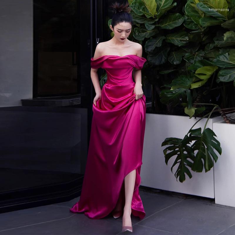 Ethnic Clothing Elegant Rose Satin Backless Wedding Dresses Bride Off Shoulder Party Prom Gown Toast Vestidos De Fiesta 
Ethnic Clothing Elegant Rose Satin Backless Wedding Dresses Bride Off Shoulder Party Prom Gown Toast Vestidos De Fiesta