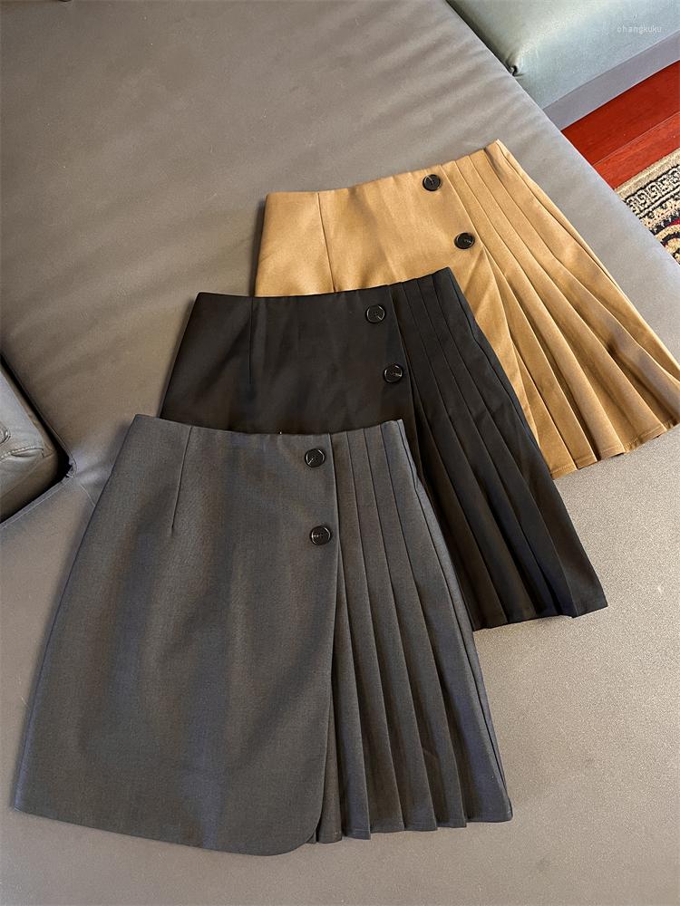 Skirts Skirt For Women 2023 Casual Solid Color Fashionable Polyester Fiber Short Button Placket With Pleats Design Shorts Lining, Black
Skirts Skirt For Women 2023 Casual Solid Color Fashionable Polyester Fiber Short Button Placket With Pleats Design Shorts Lining, Black
