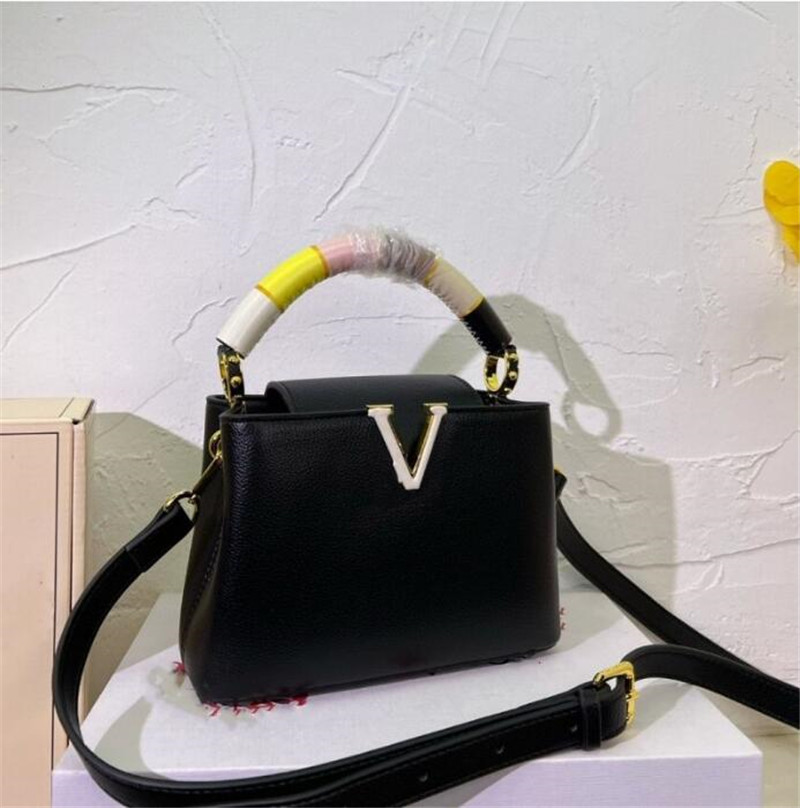 Luxurys Designer Bag capucines BB handbag women shoulder bag Wallet Crossbody Leather Purse Fashion Shoulder Lady the Tote bags, #1
Luxurys Designer Bag capucines BB handbag women shoulder bag Wallet Crossbody Leather Purse Fashion Shoulder Lady the Tote bags, #1