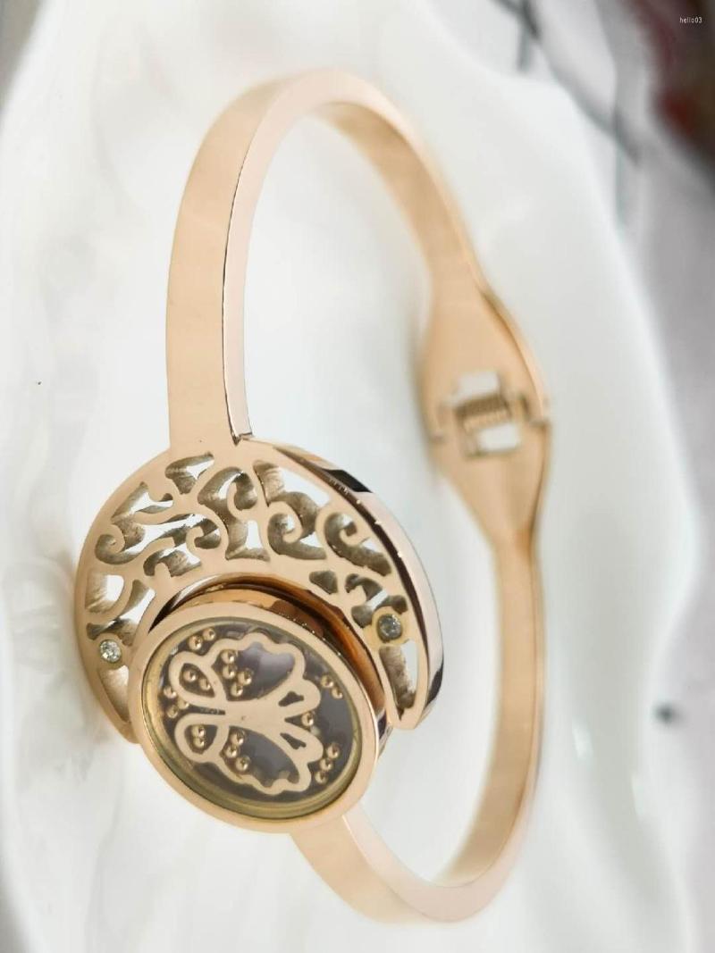 Bangle Love Between Butterfly And Moon European American Classic Brands Luxury Woman Steel
Bangle Love Between Butterfly And Moon European American Classic Brands Luxury Woman Steel
