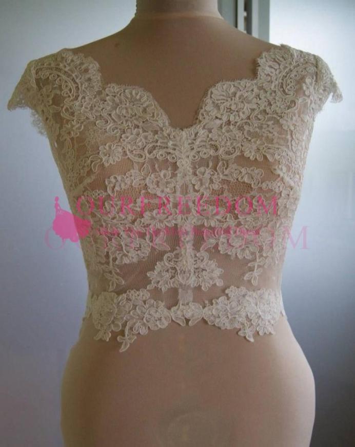 Custom Elegant Sheer Sleeveless Lace Appliques Wedding Jacket Vintage Wedding Bolero Bridal Jacket Bridal Wraps Bridal Accessories2602603, Red
Custom Elegant Sheer Sleeveless Lace Appliques Wedding Jacket Vintage Wedding Bolero Bridal Jacket Bridal Wraps Bridal Accessories2602603, Red