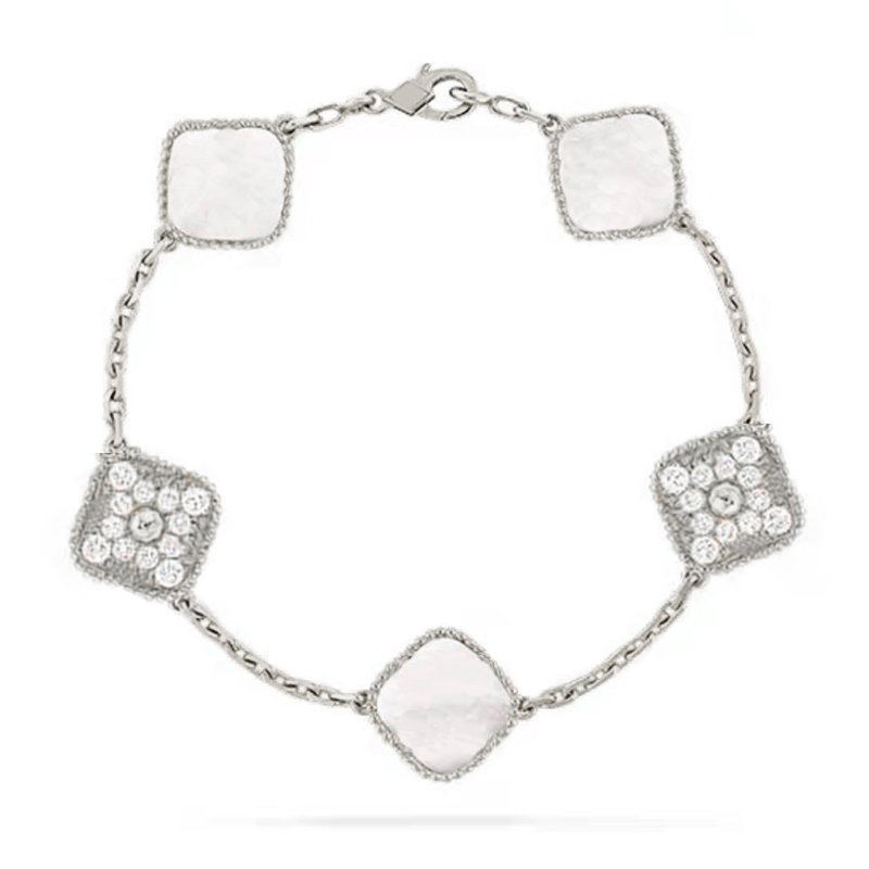 Van Clover Bracelet Luxury Designer jewelry Four Leaf Bracelets 18K Gold Silver Plate Agate Diamond Fashion van Love Charm Chain For Women Wedding Gift -silver Color
Van Clover Bracelet Luxury Designer jewelry Four Leaf Bracelets 18K Gold Silver Plate Agate Diamond Fashion van Love Charm Chain For Women Wedding Gift -silver Color