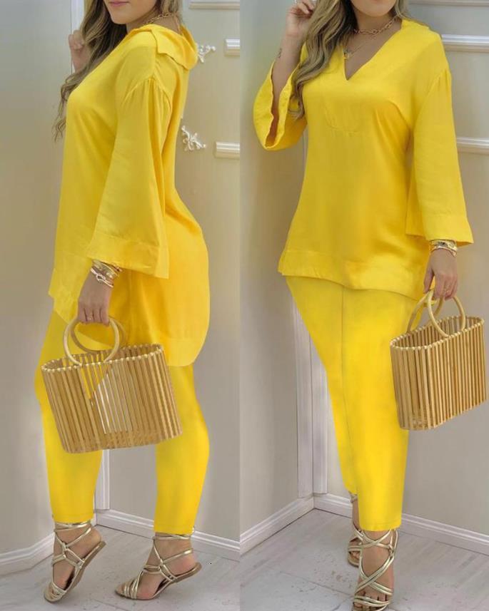 Women s Tracksuits Bell Sleeve V Neck Casual Top Pants Set Two Piece Set s Outifits Summer Female Fashion Suit 230629
Women s Tracksuits Bell Sleeve V Neck Casual Top Pants Set Two Piece Set s Outifits Summer Female Fashion Suit 230629