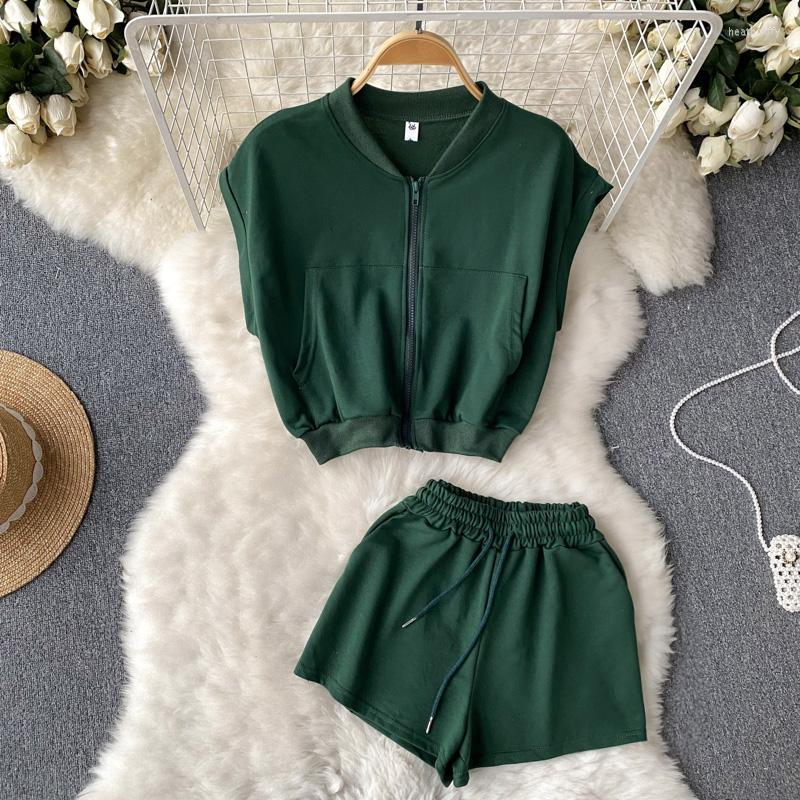 Women's Tracksuits Casual Sports Sets Women's Summer Fashion Sleeveless Loose Coat Tops Slim High Waist Wide Leg Shorts Two Piece Suits, Black
Women's Tracksuits Casual Sports Sets Women's Summer Fashion Sleeveless Loose Coat Tops Slim High Waist Wide Leg Shorts Two Piece Suits, Black