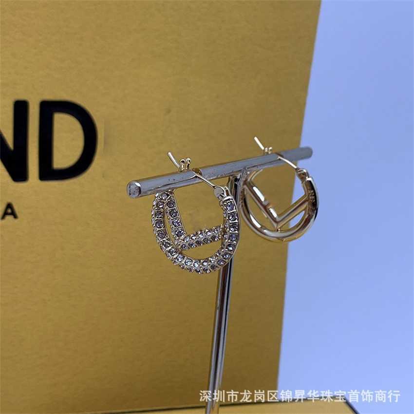 2023 Letter Premium Full of Diamond Stars Same Earstuds F Family Style Earrings 
2023 Letter Premium Full of Diamond Stars Same Earstuds F Family Style Earrings