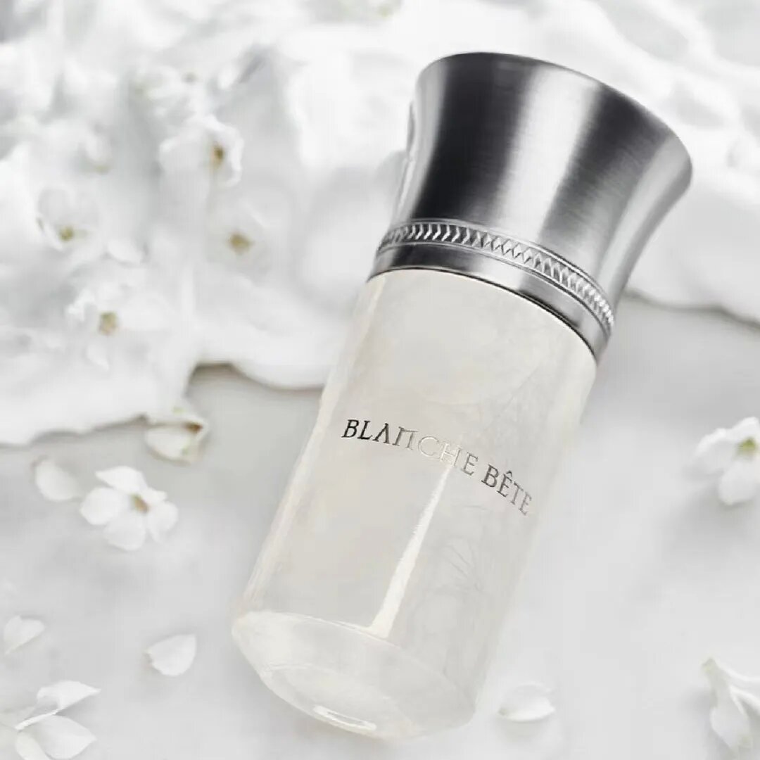 Blanche Bete Liquides Imaginaires Dom Rose Bete Humaine Fragrance Fleur De Sable 100ml for Spray Long lasting Perfume
Blanche Bete Liquides Imaginaires Dom Rose Bete Humaine Fragrance Fleur De Sable 100ml for Spray Long lasting Perfume