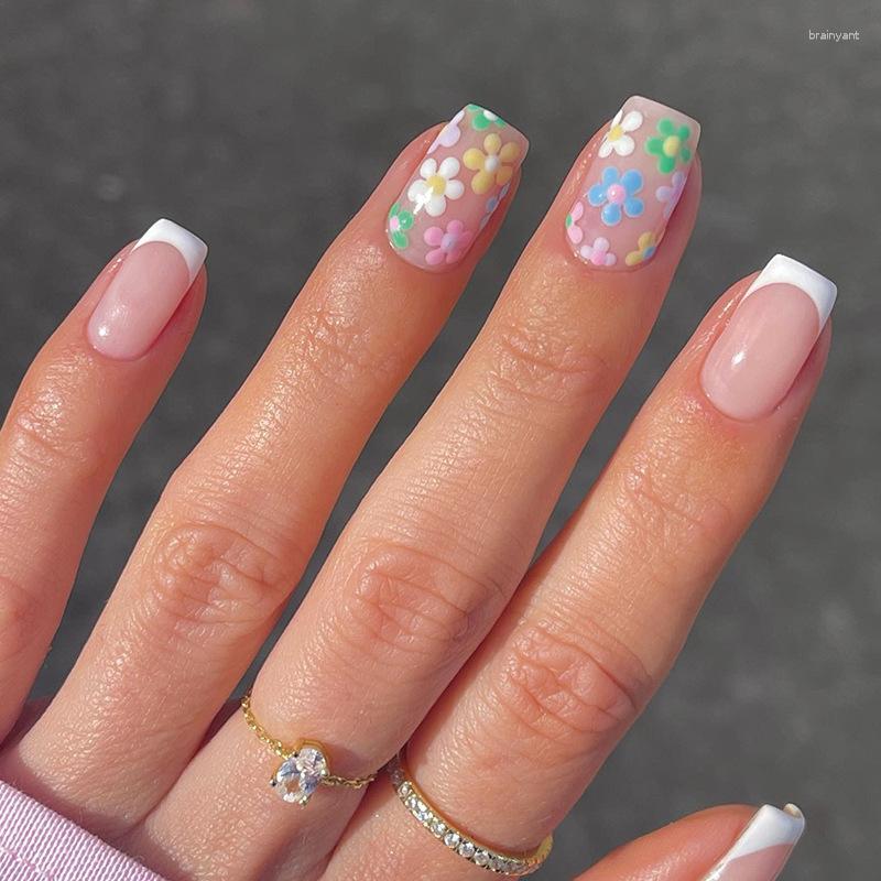 False Nails Simple White French Multi-color Small Flower Stickers Fresh Style Detachable Fake Easy To Operate, Picture shown
False Nails Simple White French Multi-color Small Flower Stickers Fresh Style Detachable Fake Easy To Operate, Picture shown