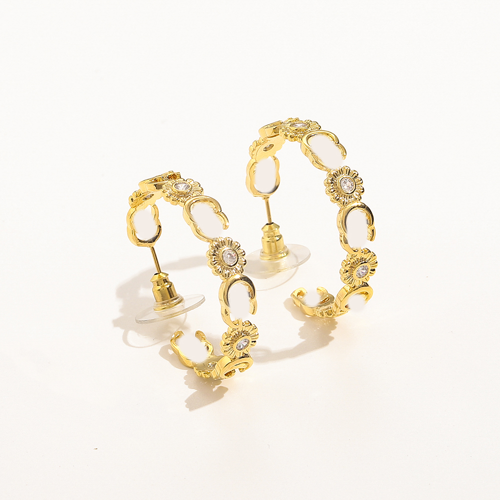 Luxury Brand Designers Letters Earring Stud Stainless Steel Gold Plated Geometric Famous Women Flower Crystal Rhinestone Round Earrings Jewelry ZG1009
Luxury Brand Designers Letters Earring Stud Stainless Steel Gold Plated Geometric Famous Women Flower Crystal Rhinestone Round Earrings Jewelry ZG1009
