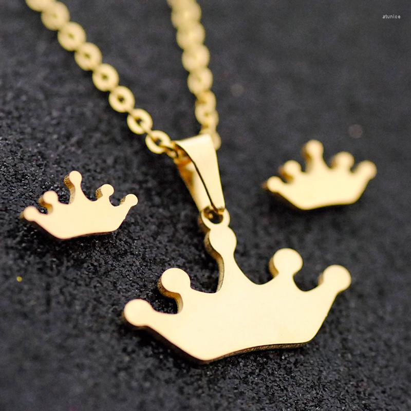 Necklace Earrings Set Personality Design 2PC Crown Earring/necklace 2023 Fashion Women Gold Plated Clavicular Chain Charm Party Jewelry, Picture shown
Necklace Earrings Set Personality Design 2PC Crown Earring/necklace 2023 Fashion Women Gold Plated Clavicular Chain Charm Party Jewelry, Picture shown