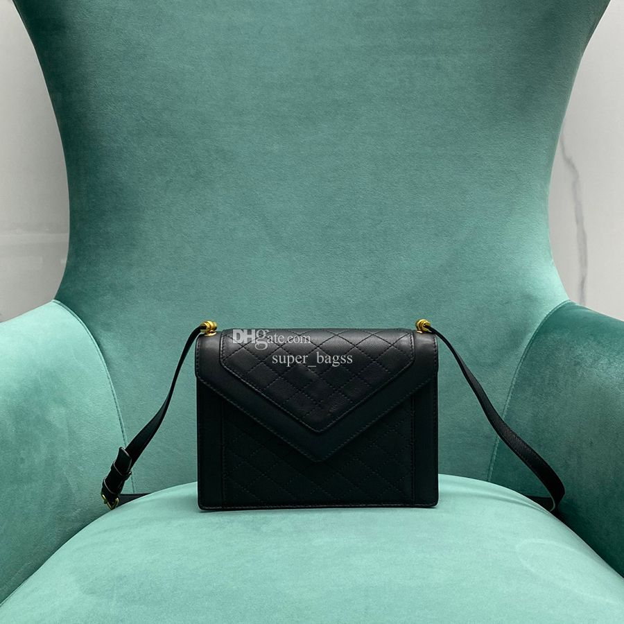 bag bag 20CM Genuine YY032 Box Handbag Luxury knockoff Envelope Delicate Crossbody Flap bag With Designer leather
bag bag 20CM Genuine YY032 Box Handbag Luxury knockoff Envelope Delicate Crossbody Flap bag With Designer leather
