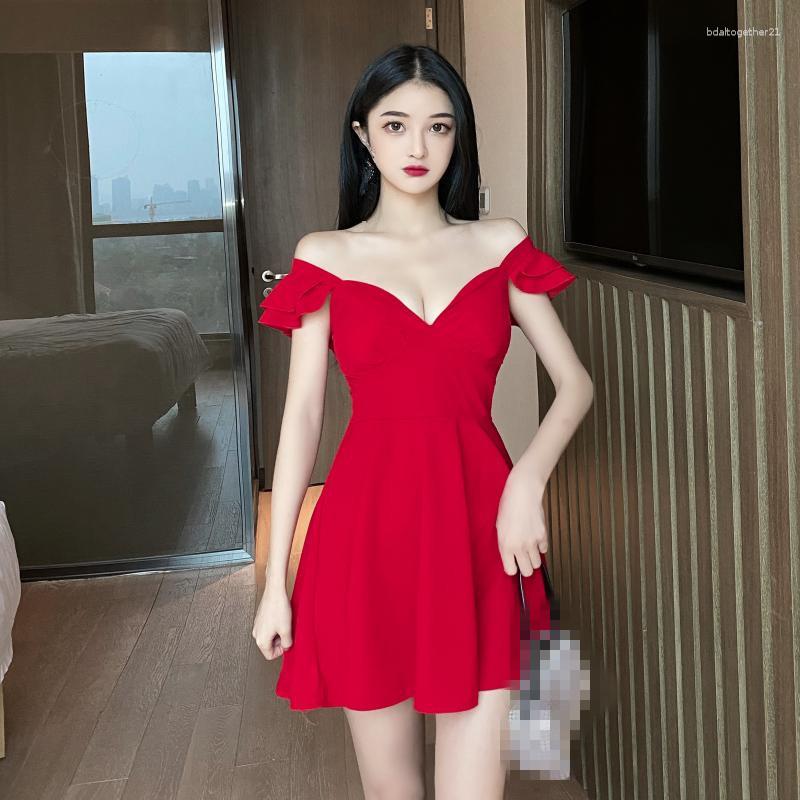 Casual Dresses ZB4673 2023 Summer Women Fashion Low Bust Deep V-neck Show Thin Temperament Sexy Dress Wholesale, Black
Casual Dresses ZB4673 2023 Summer Women Fashion Low Bust Deep V-neck Show Thin Temperament Sexy Dress Wholesale, Black