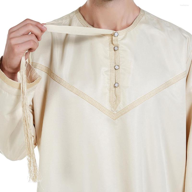 Ethnic Clothing S-3XL Middle East Muslim Fashion Men LooseGolden Border Long Sleeves Button Round Neck Robes Jubba Thobes With Tassels
Ethnic Clothing S-3XL Middle East Muslim Fashion Men LooseGolden Border Long Sleeves Button Round Neck Robes Jubba Thobes With Tassels