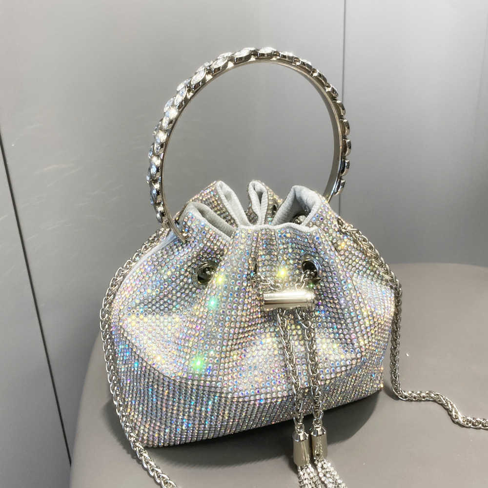 Women's Bag Shiny Full Diamond Handbag Water Diamond Handmade Bucket Bag Women's Handbag, Meihong medium
Women's Bag Shiny Full Diamond Handbag Water Diamond Handmade Bucket Bag Women's Handbag, Meihong medium