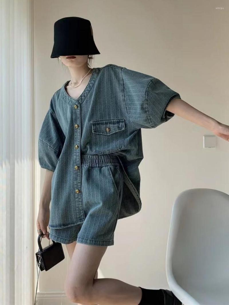 Women's Tracksuits Vintage Luxury Summer Denim Suit Women Short Sleeve Top Shorts Two-piece Y2k Korean Fashion Casual Designer Clothing, Blue
Women's Tracksuits Vintage Luxury Summer Denim Suit Women Short Sleeve Top Shorts Two-piece Y2k Korean Fashion Casual Designer Clothing, Blue
