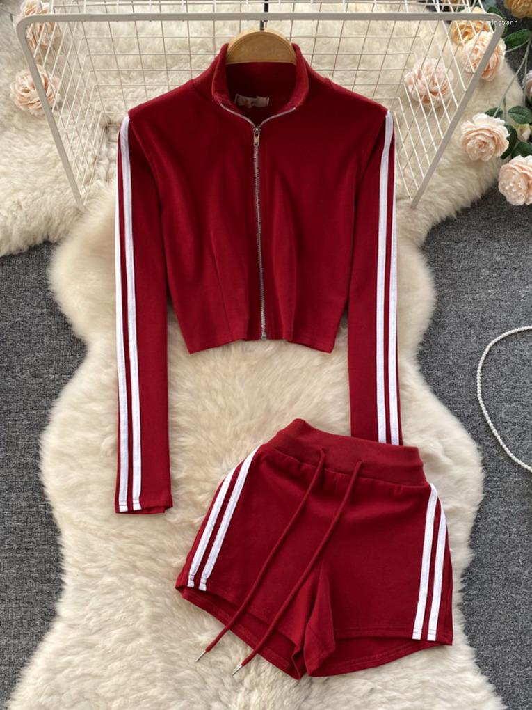 Women's Tracksuits Foamlina Casual Women 2 Piece Set Striped Print Zipper Up Stand Collar Long Sleeve Crop Top And Elastic Waist Short Pants, Wine
Women's Tracksuits Foamlina Casual Women 2 Piece Set Striped Print Zipper Up Stand Collar Long Sleeve Crop Top And Elastic Waist Short Pants, Wine