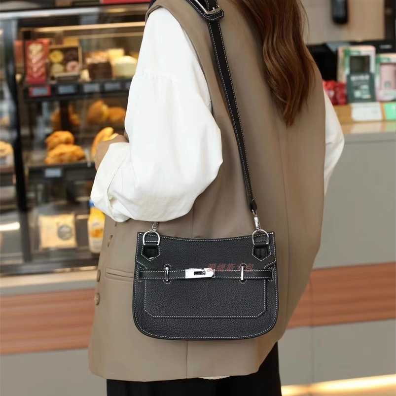 Totes 7a women Jypsieres Handbag wax thread top cowhide bag bag shoulder bagqq, Pink 22cm
Totes 7a women Jypsieres Handbag wax thread top cowhide bag bag shoulder bagqq, Pink 22cm