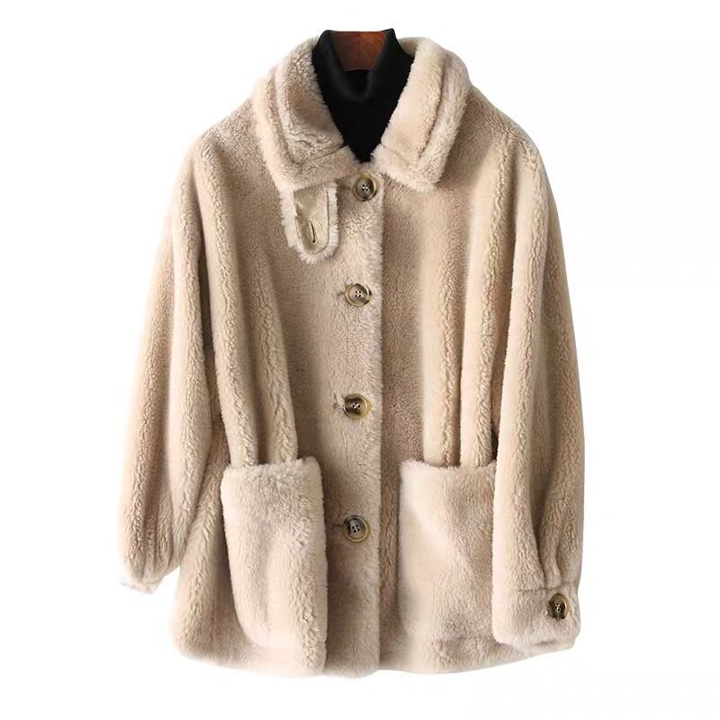 Winter Women's Sheepskin Coat Fur Without Belt Square Collar Long Sleeve Loose Sheep Shearing Coat Temperament Warm, Cream color
Winter Women's Sheepskin Coat Fur Without Belt Square Collar Long Sleeve Loose Sheep Shearing Coat Temperament Warm, Cream color