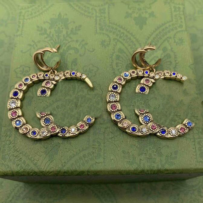 Luxury Designer Stud Earrings Alloy Brand Letter Earring Inlaid Crystal Eardrop Fashion Women Wedding Christmas Jewelry Gift
Luxury Designer Stud Earrings Alloy Brand Letter Earring Inlaid Crystal Eardrop Fashion Women Wedding Christmas Jewelry Gift