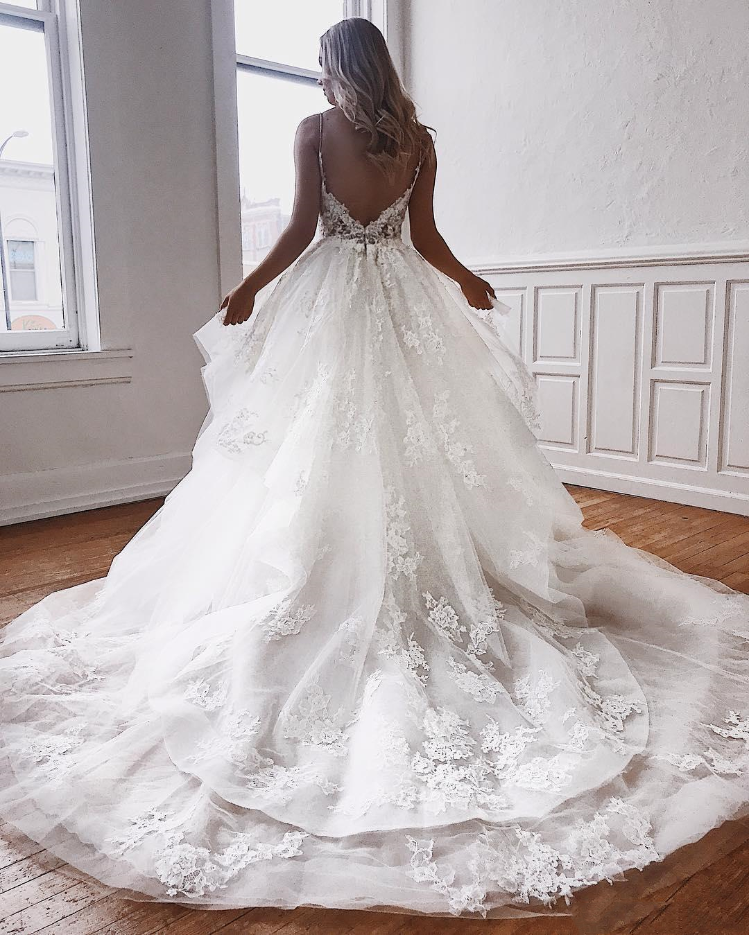 Spaghetti Straps Beach Boho Wedding Dresses Sexy Backless A Line Long Tulle Bridal Gowns Court Train Lace Appliques Bride Dress 2023
