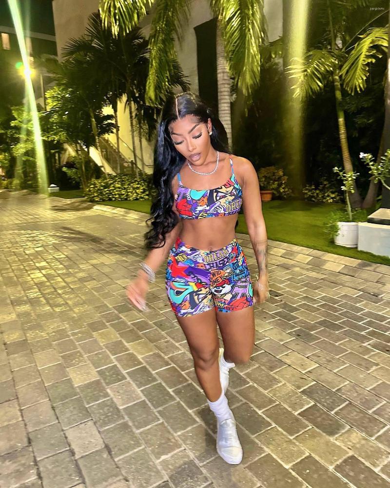 Women' Tracksuits 2023 Swimsuit Sexy Bikini Fashion Printed High Waist Suspender Shorts Women Two Peice Sets, Picture color
Women' Tracksuits 2023 Swimsuit Sexy Bikini Fashion Printed High Waist Suspender Shorts Women Two Peice Sets, Picture color