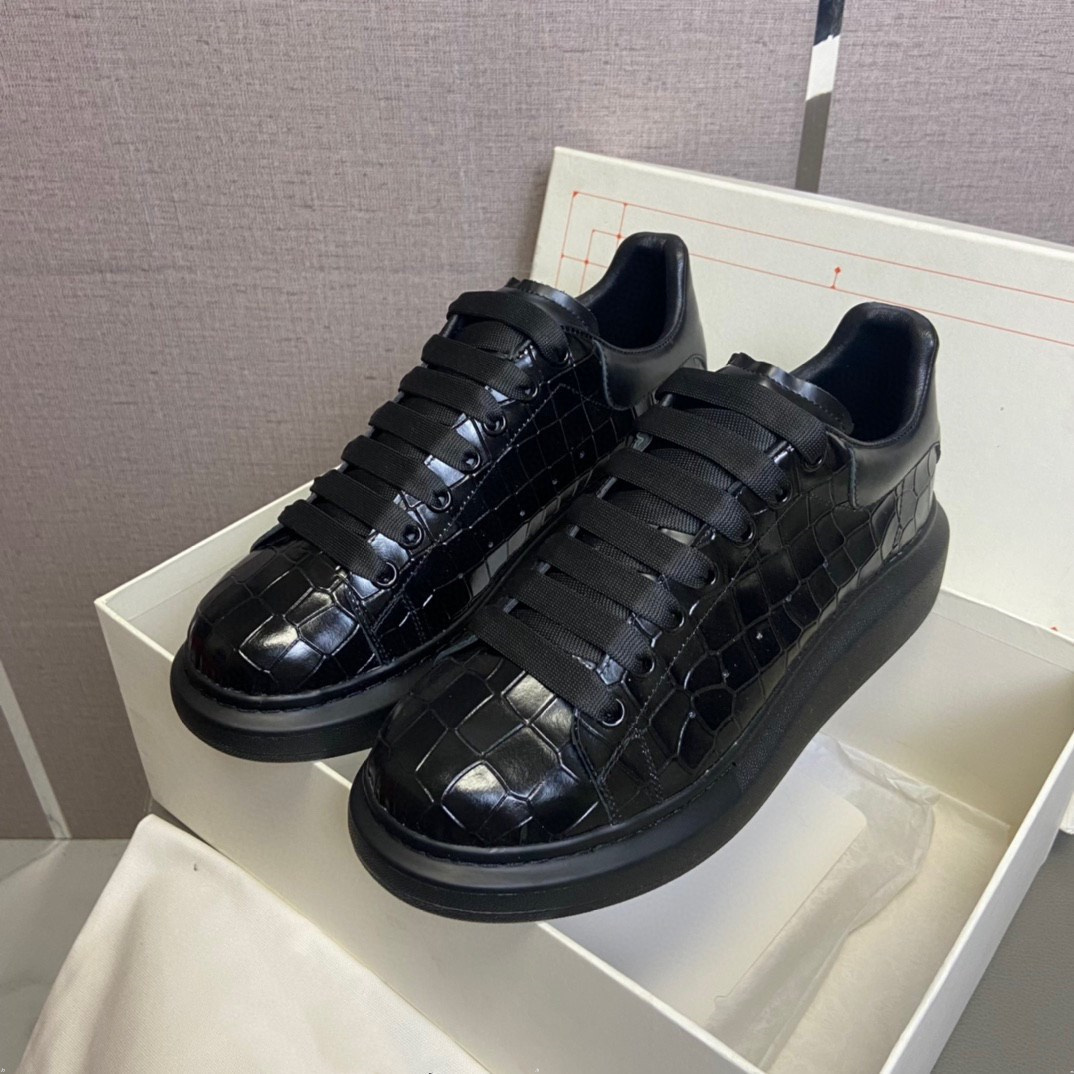 2023 Designers oversized sneaker Casual Shoes White Black Leather Velvet Espadrilles Trainers Mens Women Flats Lace Up Platform Sneakers, #02
2023 Designers oversized sneaker Casual Shoes White Black Leather Velvet Espadrilles Trainers Mens Women Flats Lace Up Platform Sneakers, #02