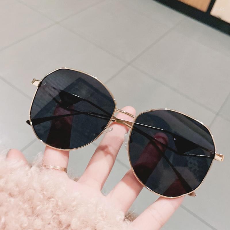 Sunglasses Women's Metal PD Retro Concave Style Big Brand Sun-Proof Fashion Korean
Sunglasses Women's Metal PD Retro Concave Style Big Brand Sun-Proof Fashion Korean