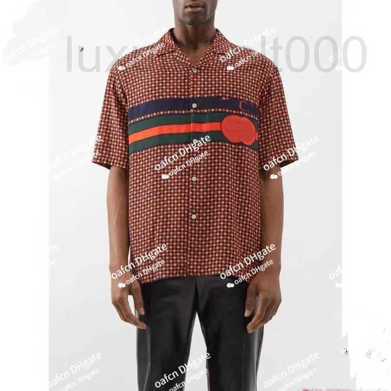 Men's T-Shirts Designer 23AW men's designer luxury t-shirt geometric bird pattern print bowling shirt high-quality top 100% polyester P4I2, Red
Men's T-Shirts Designer 23AW men's designer luxury t-shirt geometric bird pattern print bowling shirt high-quality top 100% polyester P4I2, Red