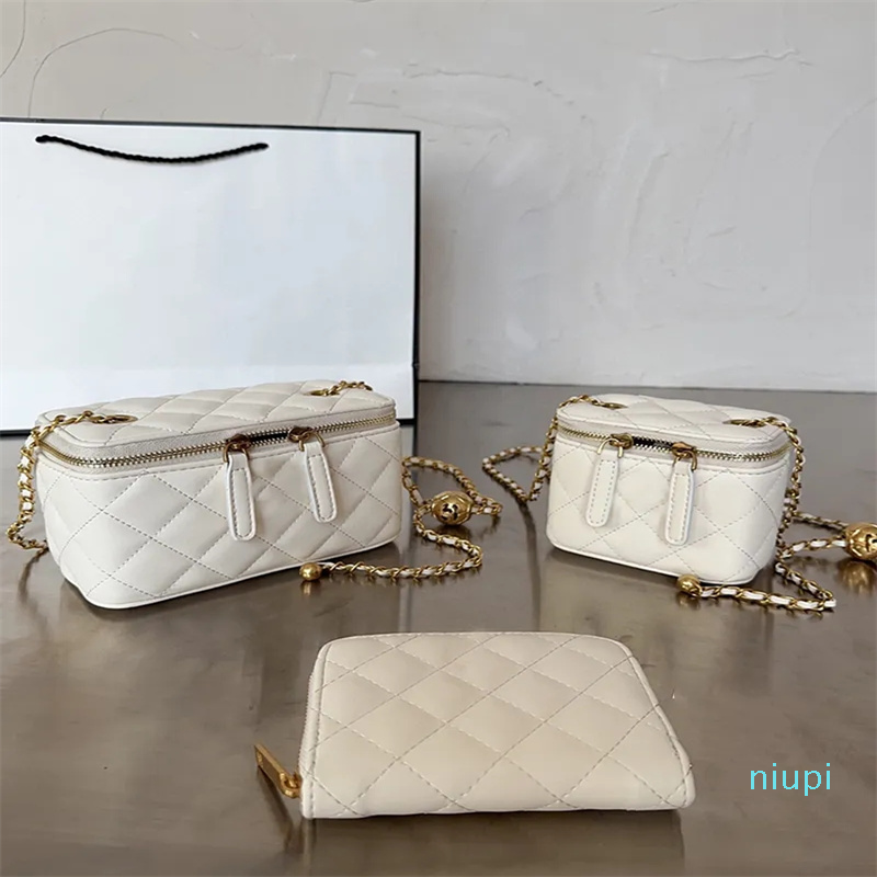 Luxury Designer Fashion Womens Crossbody Handbags Exquisite Sheepskin Portable Celebrity Classics Women Makeup Box, Pink
Luxury Designer Fashion Womens Crossbody Handbags Exquisite Sheepskin Portable Celebrity Classics Women Makeup Box, Pink