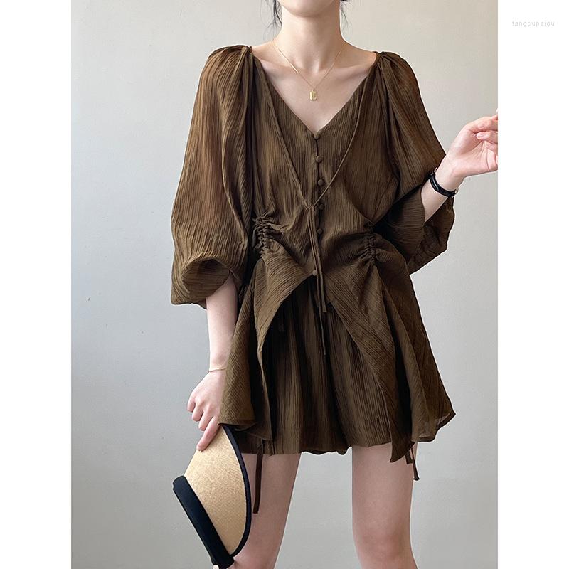 Women's Tracksuits Summer Women Vintage Two Piece Short Set V Neck Lace Up Pleated Drawstring Shirt Wide Leg Shorts Sporty Outfits Solid, Yellow
Women's Tracksuits Summer Women Vintage Two Piece Short Set V Neck Lace Up Pleated Drawstring Shirt Wide Leg Shorts Sporty Outfits Solid, Yellow