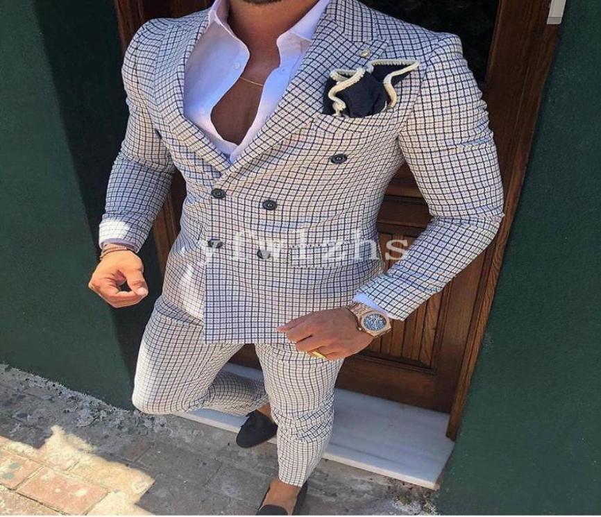 Newest DoubleBreasted Groomsmen Peak Lapel Wedding Groom Tuxedos Men Suits WeddingPromDinner Man BlazerJacketTiePants T1006266527, Gray
Newest DoubleBreasted Groomsmen Peak Lapel Wedding Groom Tuxedos Men Suits WeddingPromDinner Man BlazerJacketTiePants T1006266527, Gray