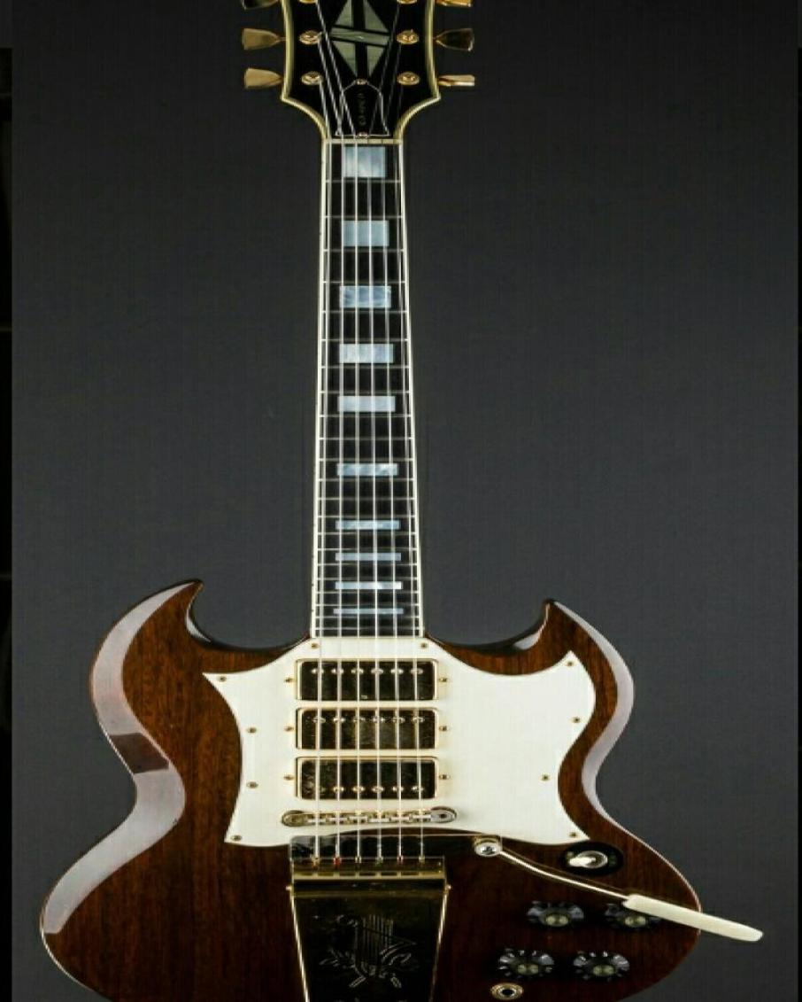 Custom Shop 1968 Walnut Brown Double Cutaway SG Electric Guitar Long Version Maestro Vibrola Tremolo Bridge Whammy Bar Gold Har2559678
Custom Shop 1968 Walnut Brown Double Cutaway SG Electric Guitar Long Version Maestro Vibrola Tremolo Bridge Whammy Bar Gold Har2559678