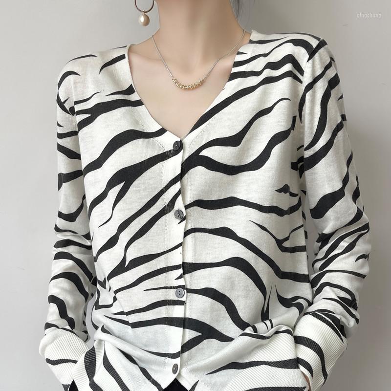 Women' Knits 2023 Spring Cashmere Sweater Cardigan Women' High Collar Button Fashion, White
Women' Knits 2023 Spring Cashmere Sweater Cardigan Women' High Collar Button Fashion, White