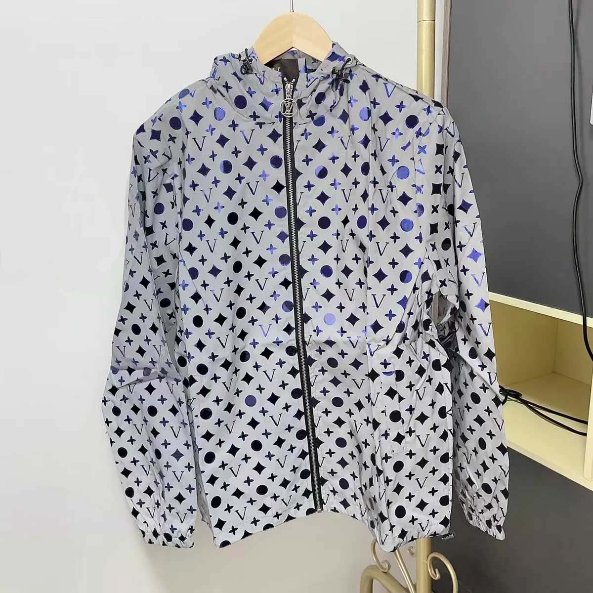2023 Designer Mens Jacket Spring Autumn Coat Fashion Hooded Jackets Sports Windbreaker Casual Zipper Coats Man Outerwear Clothing jacket M-3XL, 10
2023 Designer Mens Jacket Spring Autumn Coat Fashion Hooded Jackets Sports Windbreaker Casual Zipper Coats Man Outerwear Clothing jacket M-3XL, 10
