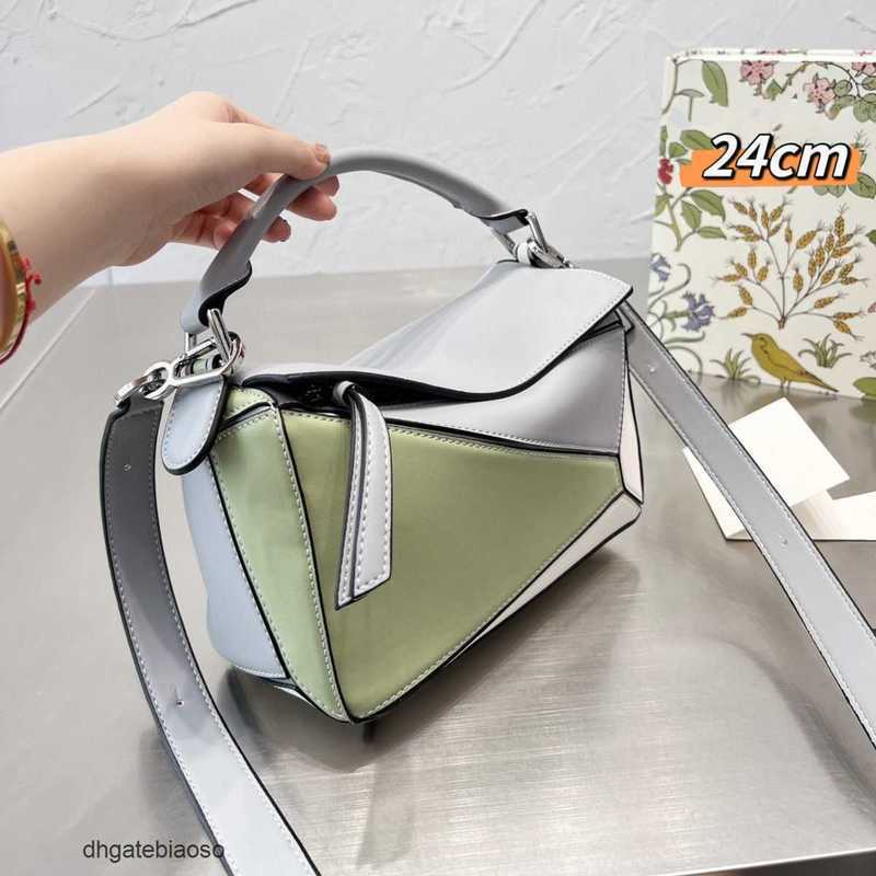 Colored Girl Designer Loews Handbag Bags Geometry Outdoor Bag Spliced Small Square High Capacity Puzzle Early Spring 59d3, Pink color matching
Colored Girl Designer Loews Handbag Bags Geometry Outdoor Bag Spliced Small Square High Capacity Puzzle Early Spring 59d3, Pink color matching