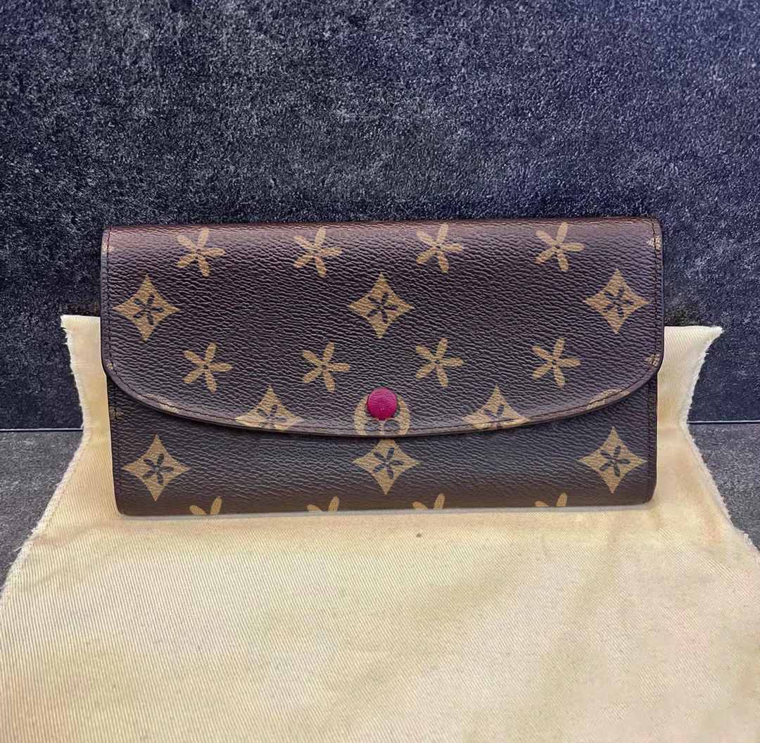 Top quality M60697 Emilie Genuine Leather long Wallet passport Luxury Designers Coin Purses banknote Womens 9 colors Key Wallets purse Clutch bags Card Holders mens, Mon0gram red
Top quality M60697 Emilie Genuine Leather long Wallet passport Luxury Designers Coin Purses banknote Womens 9 colors Key Wallets purse Clutch bags Card Holders mens, Mon0gram red