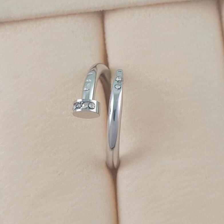 

Luxurys nail ring mens ring rings designer Fashion Titanium Steel Engraved Letter Pattern designer ring engagement ring Size 5-11 rings for women wholesales