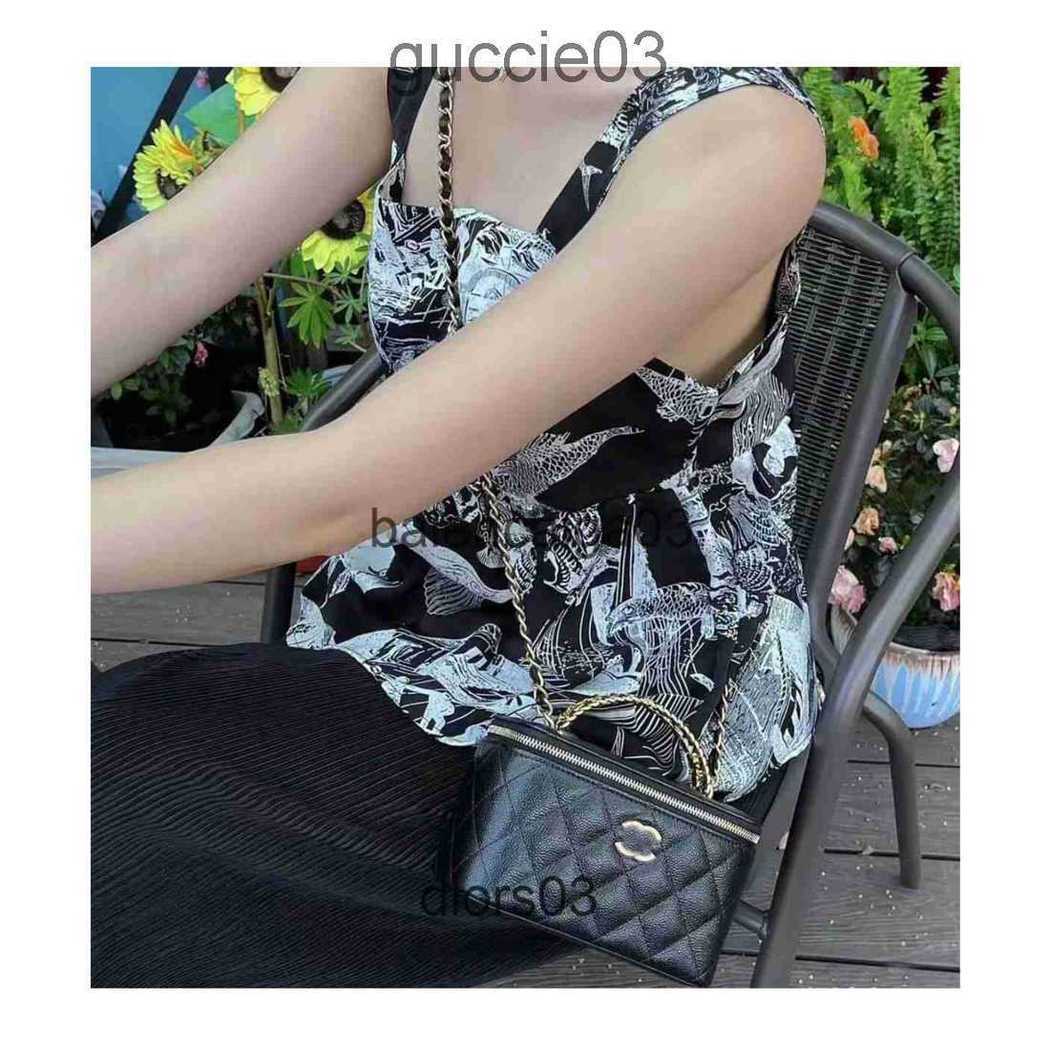 Designer Channel Bag Handbag Beach Crossbody Shoulder The Tote Bag Fashion Brands Man Woman Black Caviar Leather Small Even Messenger Makeup Bucket CC Bag
Designer Channel Bag Handbag Beach Crossbody Shoulder The Tote Bag Fashion Brands Man Woman Black Caviar Leather Small Even Messenger Makeup Bucket CC Bag