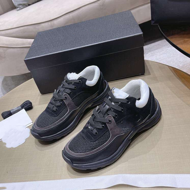 High Quality Running Shoes Designer CCity Outdoor Sports Shoes channel Women Casual runner Sneakers Run Away Breathable trainer M19
High Quality Running Shoes Designer CCity Outdoor Sports Shoes channel Women Casual runner Sneakers Run Away Breathable trainer M19