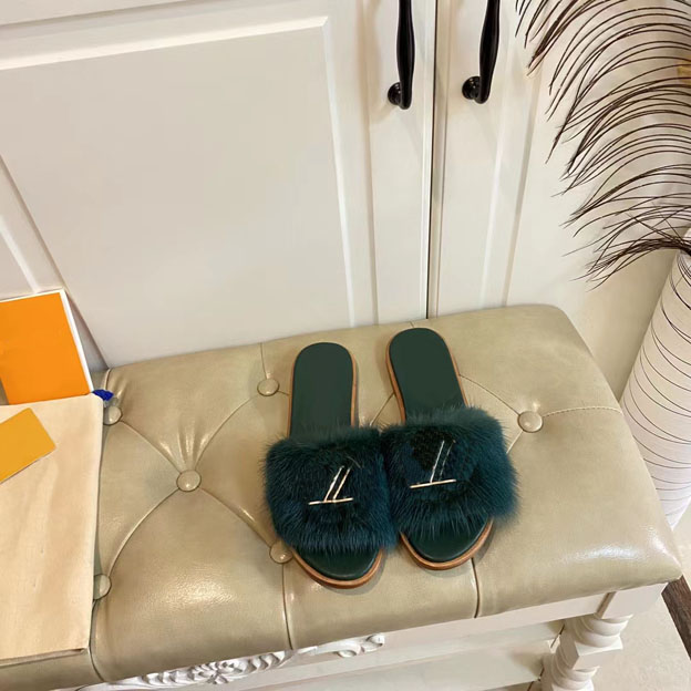 Diao Hair Slippers Designer Women's Sandals Real Leather Spring and Autumn Leisure Slippers Flat Bottom Comfortable Mule Home Shoes 35-43, Box
Diao Hair Slippers Designer Women's Sandals Real Leather Spring and Autumn Leisure Slippers Flat Bottom Comfortable Mule Home Shoes 35-43, Box