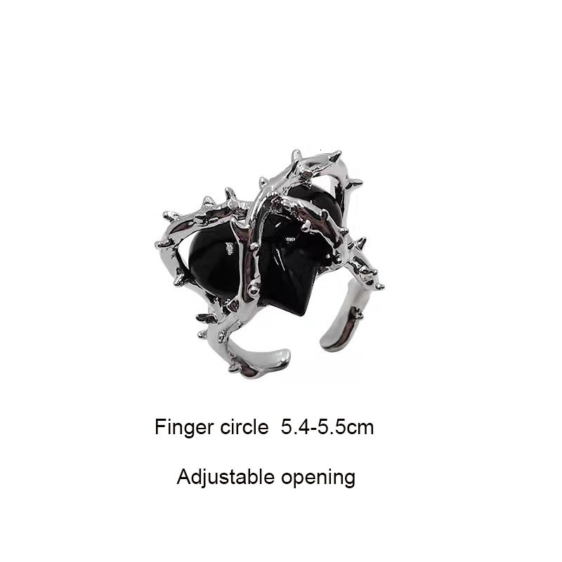 Cluster Rings Fashion Creative Punk Gothic Thorns Love Heart Vintage Open For Women Party Jewelry Engagement Wedding Gift 230630