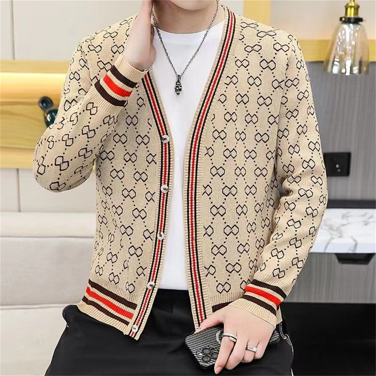 Luxury Jacket Men Sweaters Men's Cardigan Casual Pullovers V-Neck Shirt Autumn Winter Slim Fit Long Sleeve Mens Knitted Homme Top Coats Size S-3XL