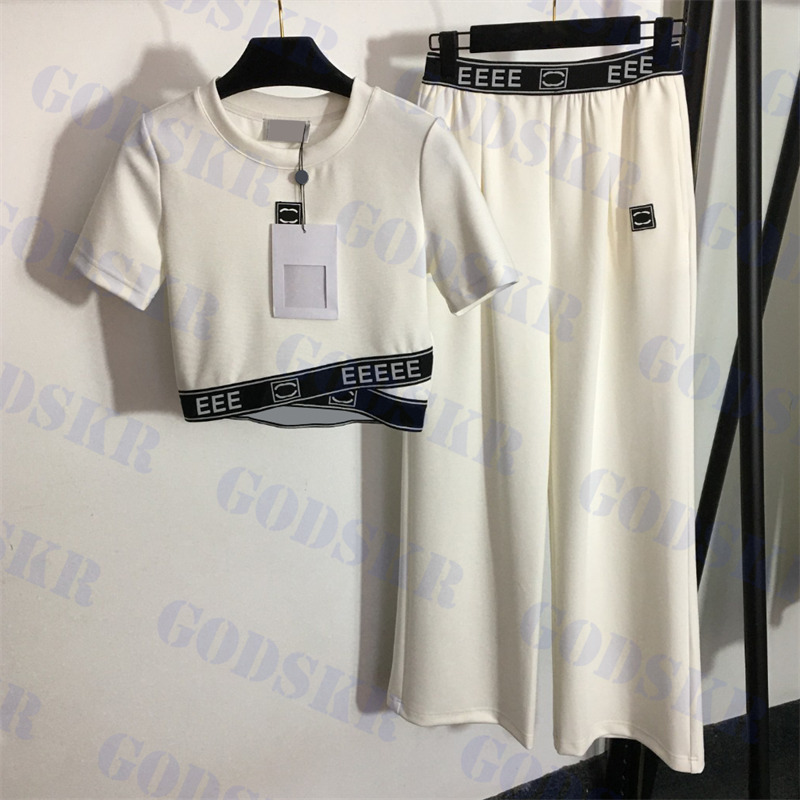 Designer Tracksuits Womens Short Sleeved T Shirt Loose Trousers Letter Ribbon Tops Fashion Sports Pants Two Colors, Pls contact me real pic
Designer Tracksuits Womens Short Sleeved T Shirt Loose Trousers Letter Ribbon Tops Fashion Sports Pants Two Colors, Pls contact me real pic