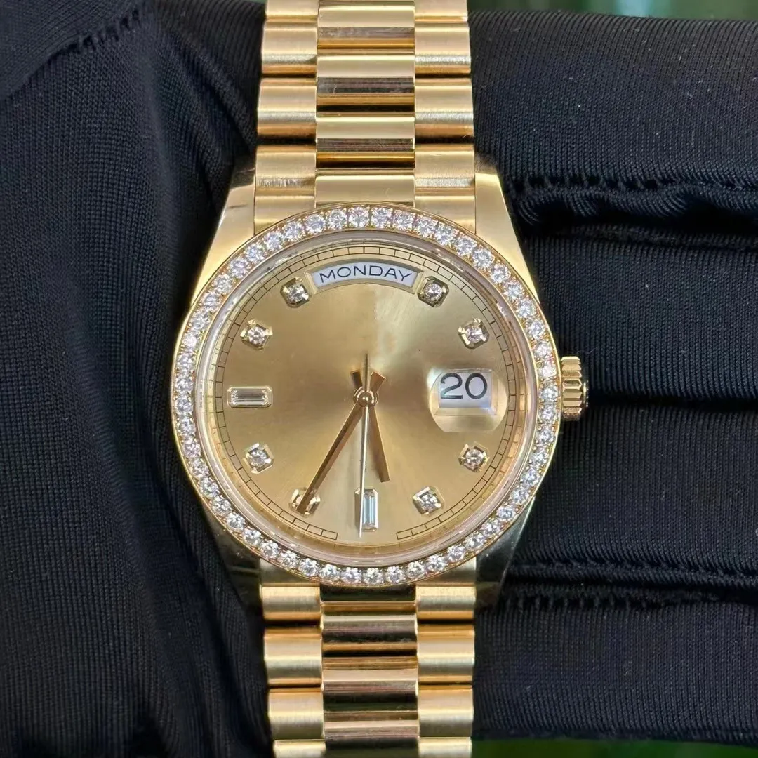 ZP Men's Watch Unisex Women's Diamond Day Date 36MM M128348rbr-0008 Sapphire Champagne Dial Band Adjustable Holiday Gift Band Original Box, Tool
ZP Men's Watch Unisex Women's Diamond Day Date 36MM M128348rbr-0008 Sapphire Champagne Dial Band Adjustable Holiday Gift Band Original Box, Tool